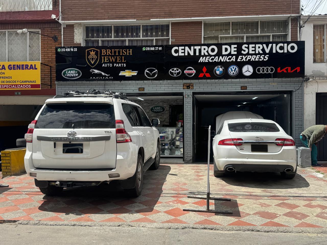 Vehículo en el taller British Jewel